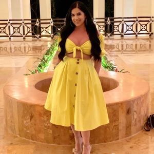 Yellow top and skirt set!